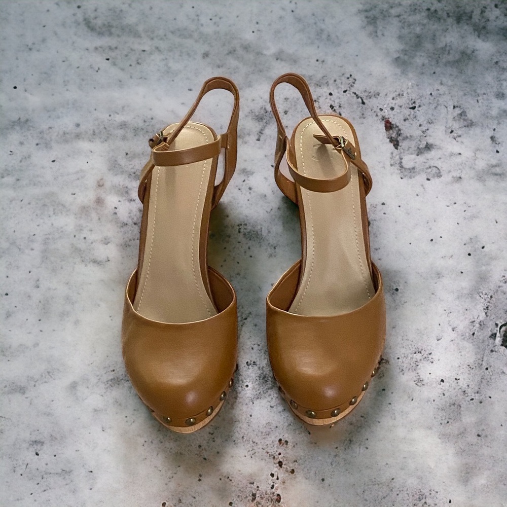 Justfab Retro Platform Heels In Camel Size 8 - image 1